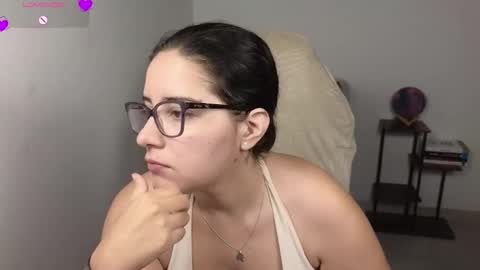 Moon Woman online show from February 17, 3:58 am