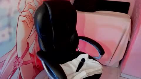 Snapshot of morana__hot chatting on February 13, 5:03 am morana__hot online show from February 13, 5:03 am