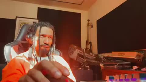 Snapshot of morebemdotad chatting on June 22, 2:14 pm Diego online show from June 22, 2:14 pm