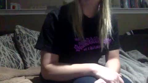 Snapshot of morejayyy chatting on November 16, 2:39 am MoreJayyy online show from November 16, 2:39 am