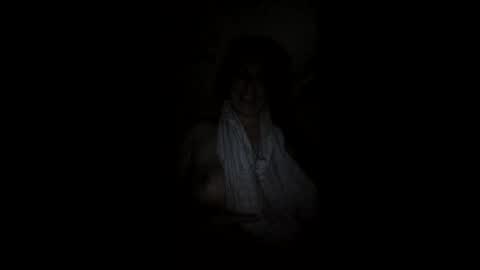Snapshot of moren_1101 chatting on April 18, 4:00 pm moren_1101 online show from April 18, 4:00 pm
