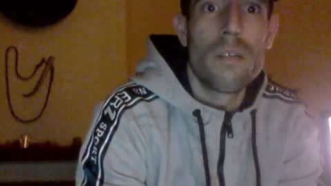 Snapshot of morenikoo26 chatting on November 7, 6:24 am morenikoo26 online show from November 7, 6:24 am