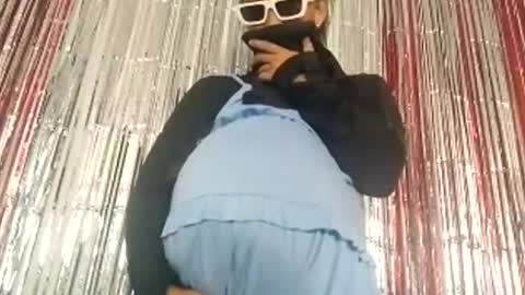 Snapshot of morenita5640 chatting on December 2, 1:02 pm morenita5640 online show from December 2, 1:02 pm