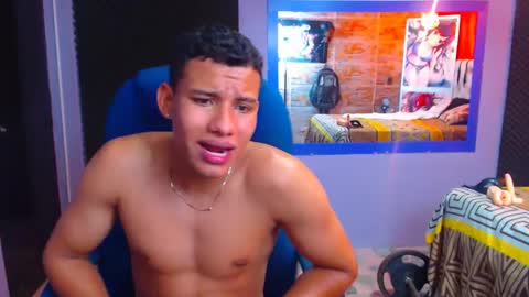 MorenoFullHot online show from December 4, 6:39 pm