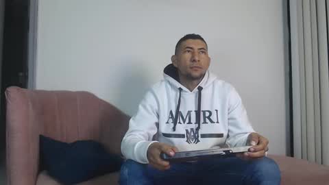 MORGAN AND MEGAN online show from September 22, 11:12 am