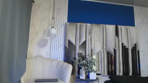 MORGAN AND MEGAN online show from September 23, 11:35 am