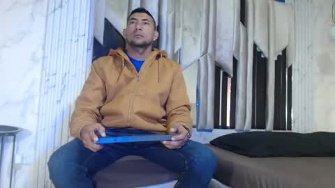 MORGAN AND MEGAN online show from October 11, 11:31 am