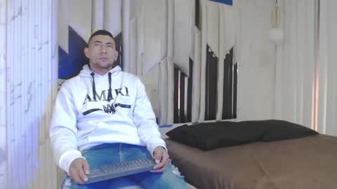 MORGAN AND MEGAN online show from October 14, 11:33 am