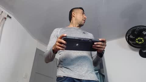 MORGAN AND MEGAN online show from November 3, 11:22 am