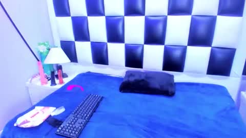 Snapshot of morganasmit_ chatting on February 11, 2:11 pm morganasmit_ online show from February 11, 2:11 pm