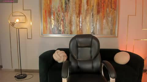 Snapshot of morganhicks chatting on May 18, 10:32 am Morgan Hicks online show from May 18, 10:32 am