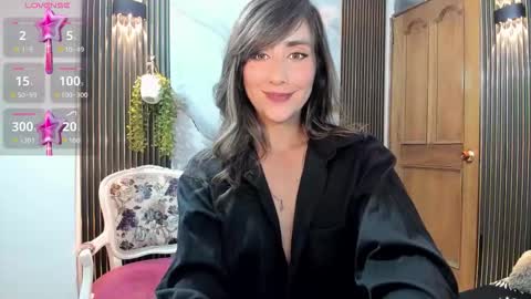 Moriah online show from November 18, 7:18 pm