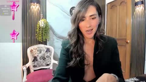 Moriah online show from December 1, 7:08 pm