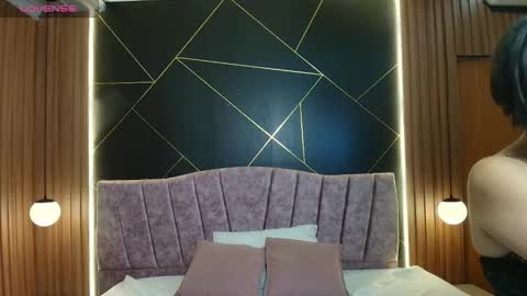 Moriah online show from March 2, 12:12 pm