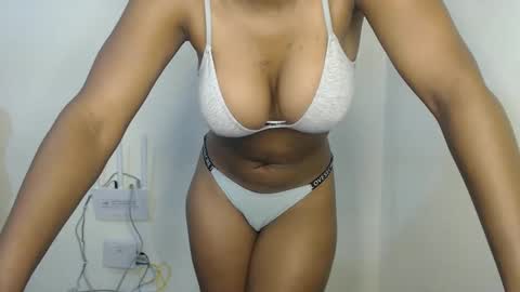 Mellisa online show from December 5, 9:17 am