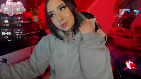 Morrigan online show from December 2, 10:09 am