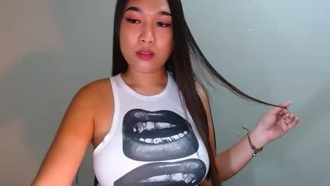 morriganhel_ online show from December 12, 7:08 am