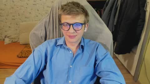 Snapshot of mortywithlove chatting on May 30, 9:23 pm Morty online show from May 30, 9:23 pm