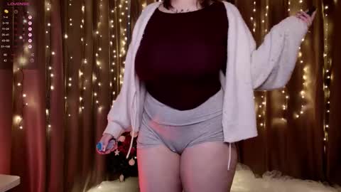 morvelyn online show from December 14, 11:59 am