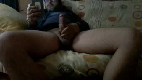 Snapshot of mospeleu chatting on February 4, 7:07 am Nomadu online show from February 4, 7:07 am