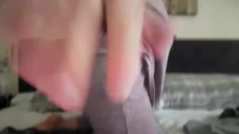 Snapshot of mossy_mommy chatting on May 15, 12:56 pm Mossy Mommy online show from May 15, 12:56 pm