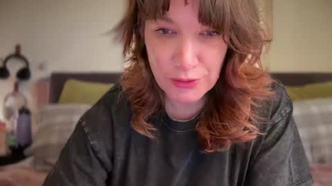 Snapshot of mossy_mommy chatting on June 18, 2:21 pm Mossy Mommy online show from June 18, 2:21 pm
