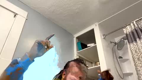 Snapshot of mossymoss3 chatting on October 19, 2:23 am mossymoss3 online show from October 19, 2:23 am