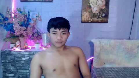mostwantedtwink online show from July 15, 10:42 am
