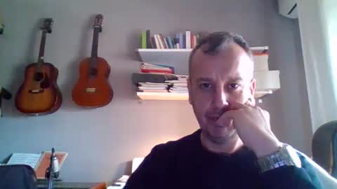 Snapshot of mot_ron79 chatting on February 25, 11:31 am mot_ron79 online show from February 25, 11:31 am