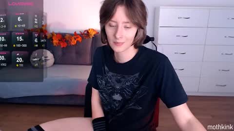 mothkink Moth  -  online show from October 17, 4:53 pm