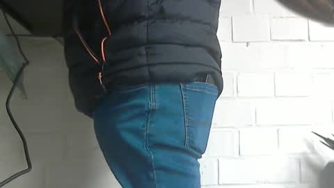 Snapshot of motofann2 chatting on January 29, 11:20 am motofann2 online show from January 29, 11:20 am