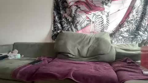 mountaiden online show from December 14, 2:53 pm