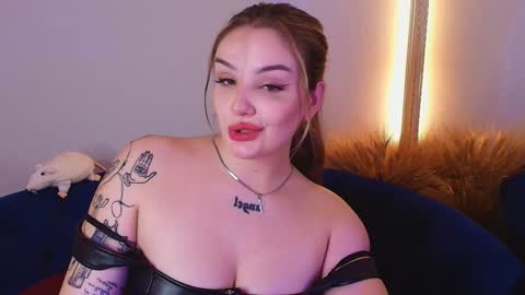 Carolina online show from December 8, 6:33 am