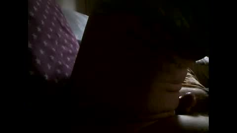 Snapshot of mowgli1977 chatting on January 16, 12:31 pm mowgli1977 online show from January 16, 12:31 pm