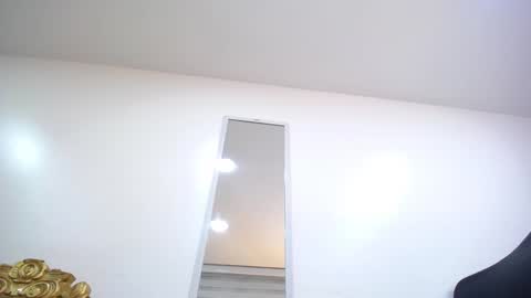 Snapshot of moxa_hot chatting on January 15, 2:06 am moxa hot online show from January 15, 2:06 am