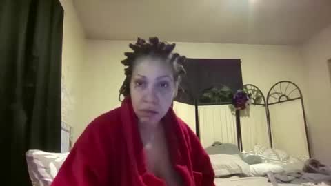 moxxxieg online show from March 22, 6:06 am