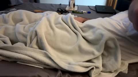 Snapshot of mps908 chatting on February 22, 3:43 pm Sequoia-Cocked Hombre de Sur online show from February 22, 3:43 pm