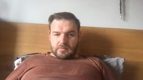 Snapshot of mr834565 chatting on April 22, 12:39 pm mr834565 online show from April 22, 12:39 pm