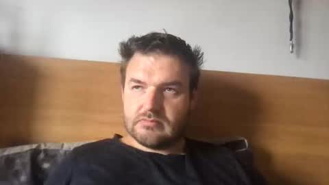 Snapshot of mr834565 chatting on June 6, 9:36 am mr834565 online show from June 6, 9:36 am