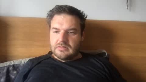 Snapshot of mr834565 chatting on June 7, 9:13 am mr834565 online show from June 7, 9:13 am