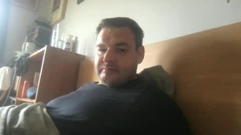 Snapshot of mr834565 chatting on June 26, 9:57 am mr834565 online show from June 26, 9:57 am