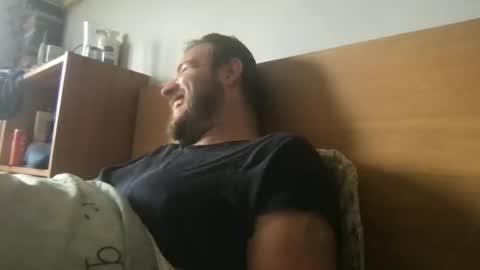 Snapshot of mr834565 chatting on July 21, 10:28 am mr834565 online show from July 21, 10:28 am