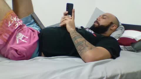 Mr8 online show from January 9, 5:13 am