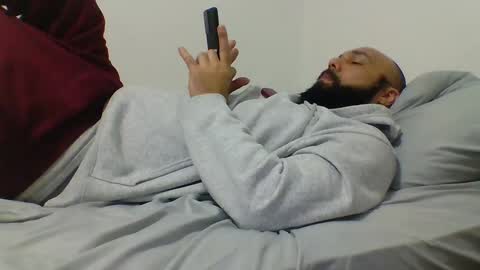 Mr8 online show from January 12, 2:14 am