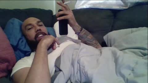 Mr8 online show from March 28, 11:04 pm