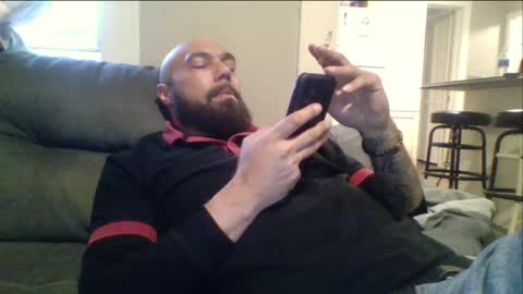 Mr8 online show from April 2, 11:57 pm