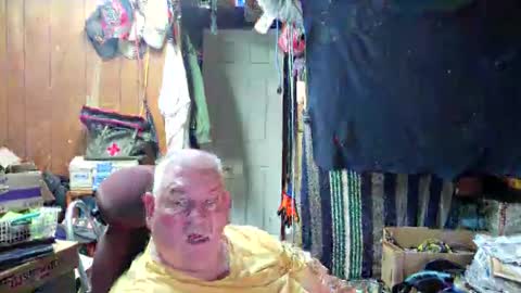 mr_canoe_licker_69 online show from December 8, 1:14 pm