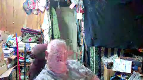 mr_canoe_licker_69 online show from December 12, 9:26 pm