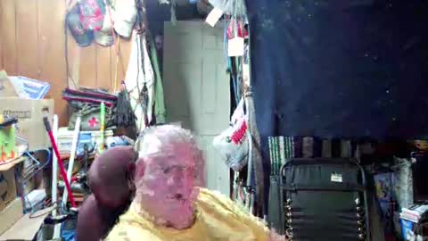 mr_canoe_licker_69 online show from December 26, 2:05 pm