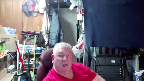 mr_canoe_licker_69 online show from December 27, 8:50 pm